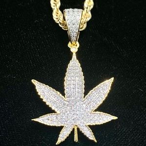 NEW PENDANT FULL DIAMONDS cz 18K GOLD CHAIN ITALY